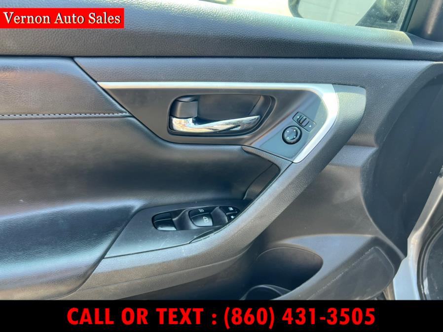 2016 Nissan Altima 4dr Sdn I4 2.5 SV, available for sale in Manchester, Connecticut | Vernon Auto Sale & Service. Manchester, Connecticut 2016 Nissan Altima 4dr Sdn I4 2.5 SV, available for sale in Manchester, Connecticut | Vernon Auto Sale & Service. Manchester, Connecticut