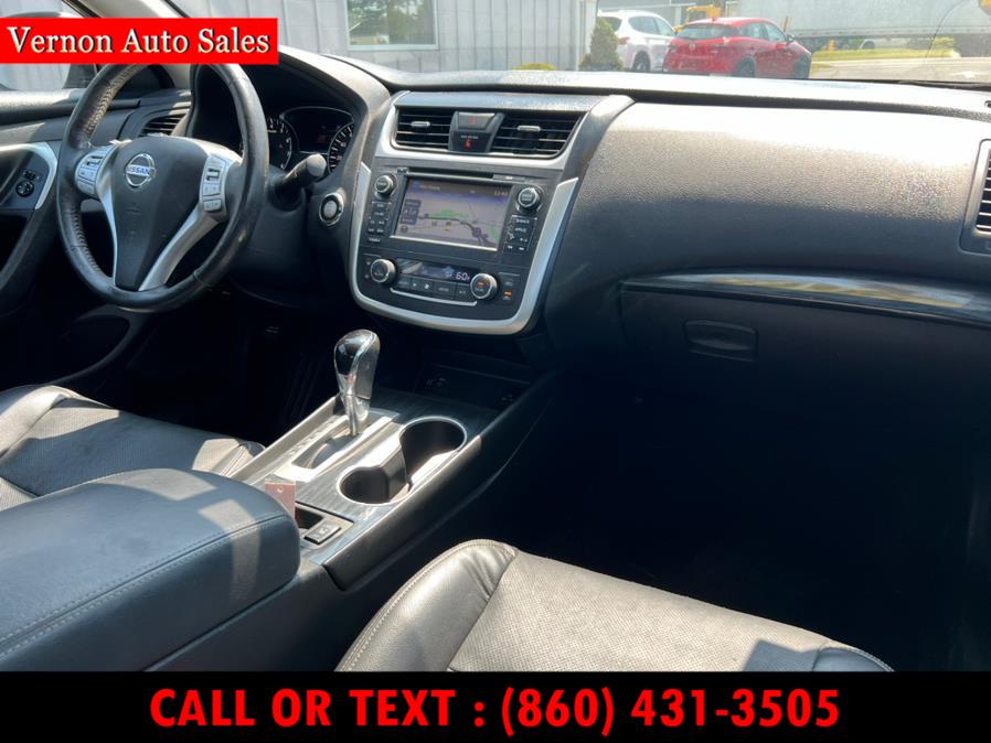 2016 Nissan Altima 4dr Sdn I4 2.5 SV, available for sale in Manchester, Connecticut | Vernon Auto Sale & Service. Manchester, Connecticut 2016 Nissan Altima 4dr Sdn I4 2.5 SV, available for sale in Manchester, Connecticut | Vernon Auto Sale & Service. Manchester, Connecticut