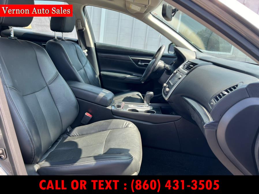 2016 Nissan Altima 4dr Sdn I4 2.5 SV, available for sale in Manchester, Connecticut | Vernon Auto Sale & Service. Manchester, Connecticut 2016 Nissan Altima 4dr Sdn I4 2.5 SV, available for sale in Manchester, Connecticut | Vernon Auto Sale & Service. Manchester, Connecticut