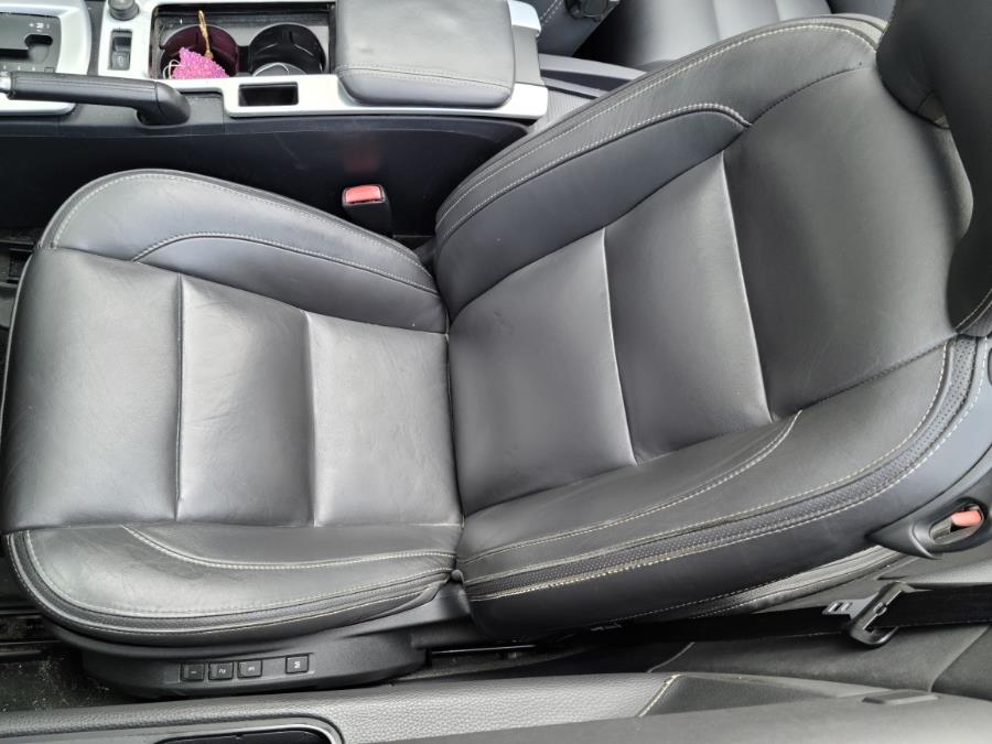 2013 Volvo C70 2dr Conv T5 Premier Plus, available for sale in Milford, Connecticut | Chip's Auto Sales Inc. Milford, Connecticut 2013 Volvo C70 2dr Conv T5 Premier Plus, available for sale in Milford, Connecticut | Chip's Auto Sales Inc. Milford, Connecticut