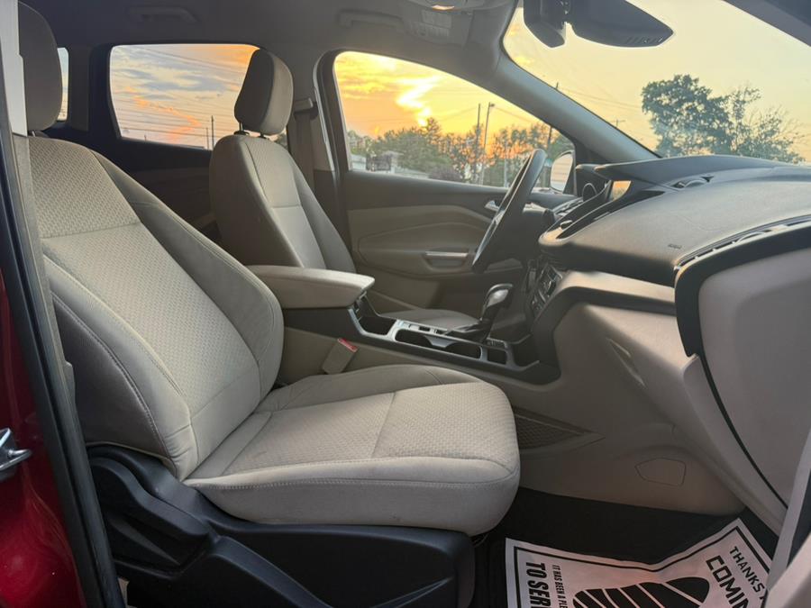 2018 Ford Escape SE FWD, available for sale in Philadelphia, Pennsylvania | Eugen's Auto Sales & Repairs. Philadelphia, Pennsylvania 2018 Ford Escape SE FWD, available for sale in Philadelphia, Pennsylvania | Eugen's Auto Sales & Repairs. Philadelphia, Pennsylvania