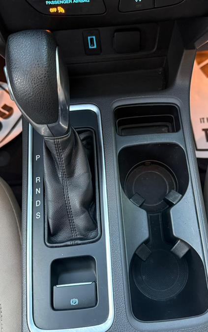 2018 Ford Escape SE FWD, available for sale in Philadelphia, Pennsylvania | Eugen's Auto Sales & Repairs. Philadelphia, Pennsylvania 2018 Ford Escape SE FWD, available for sale in Philadelphia, Pennsylvania | Eugen's Auto Sales & Repairs. Philadelphia, Pennsylvania