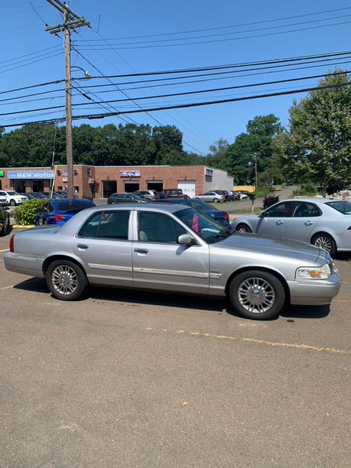 2010 Mercury Grand Marquis 4dr Sdn LS, available for sale in Clinton, Connecticut | M&M Motors International. Clinton, Connecticut 2010 Mercury Grand Marquis 4dr Sdn LS, available for sale in Clinton, Connecticut | M&M Motors International. Clinton, Connecticut