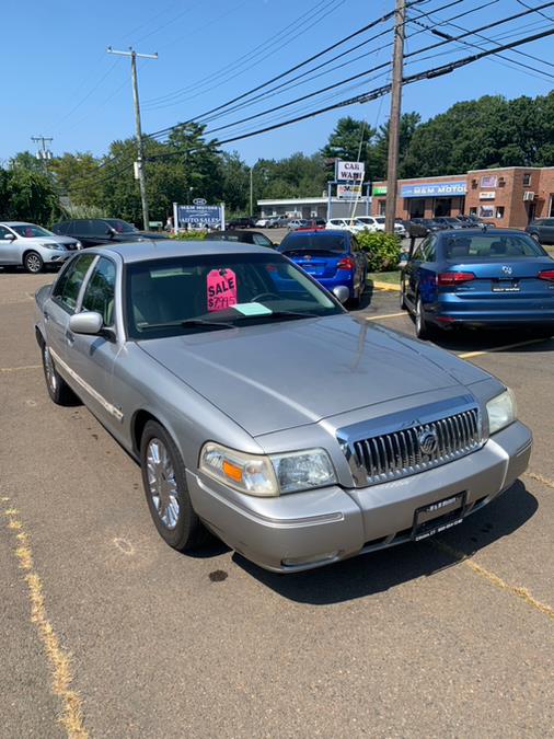 2010 Mercury Grand Marquis 4dr Sdn LS, available for sale in Clinton, Connecticut | M&M Motors International. Clinton, Connecticut 2010 Mercury Grand Marquis 4dr Sdn LS, available for sale in Clinton, Connecticut | M&M Motors International. Clinton, Connecticut
