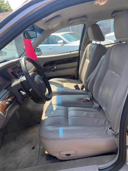 2010 Mercury Grand Marquis 4dr Sdn LS, available for sale in Clinton, Connecticut | M&M Motors International. Clinton, Connecticut 2010 Mercury Grand Marquis 4dr Sdn LS, available for sale in Clinton, Connecticut | M&M Motors International. Clinton, Connecticut