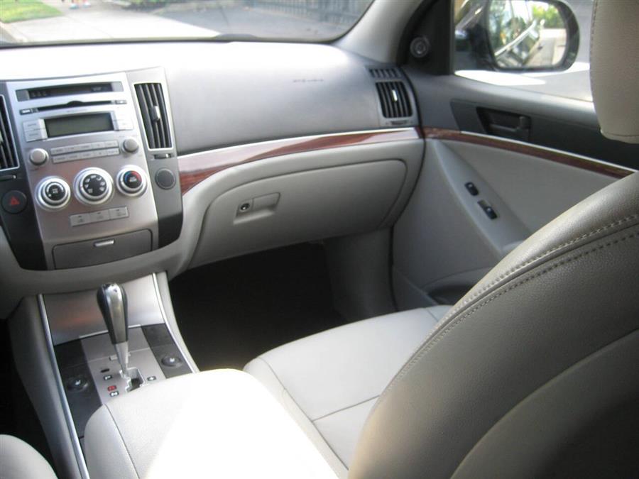 2011 Hyundai Veracruz GLS 4dr Crossover, available for sale in Massapequa, New York | Rite Choice Auto Inc.. Massapequa, New York 2011 Hyundai Veracruz GLS 4dr Crossover, available for sale in Massapequa, New York | Rite Choice Auto Inc.. Massapequa, New York