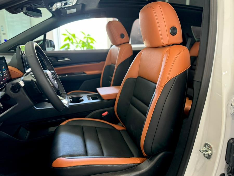 2025 Honda Prologue Elite AWD, available for sale in Franklin Square, New York | Luxury Motor Club. Franklin Square, New York 2025 Honda Prologue Elite AWD, available for sale in Franklin Square, New York | Luxury Motor Club. Franklin Square, New York