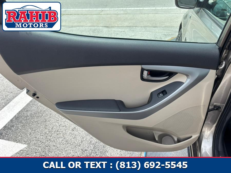 2015 Hyundai Elantra 4dr Sdn Man SE (Alabama Plant), available for sale in Orlando, Florida | Rahib inc. Orlando, Florida 2015 Hyundai Elantra 4dr Sdn Man SE (Alabama Plant), available for sale in Orlando, Florida | Rahib inc. Orlando, Florida
