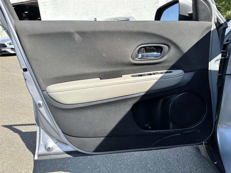 2021 Honda Hr-v LX, available for sale in Patchogue, New York | Baron Supercenter. Patchogue, New York 2021 Honda Hr-v LX, available for sale in Patchogue, New York | Baron Supercenter. Patchogue, New York