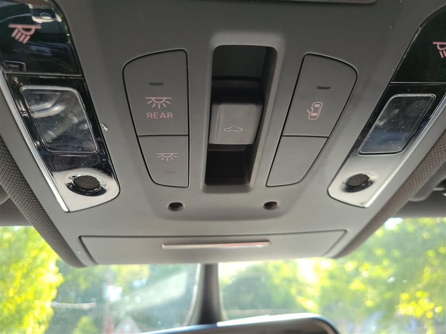 2013 Audi S7 Prestige photo 46