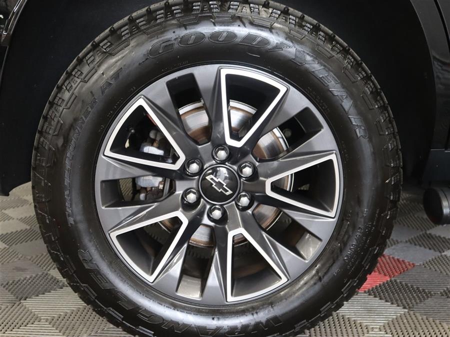 2021 Chevrolet Tahoe Z71 photo 19