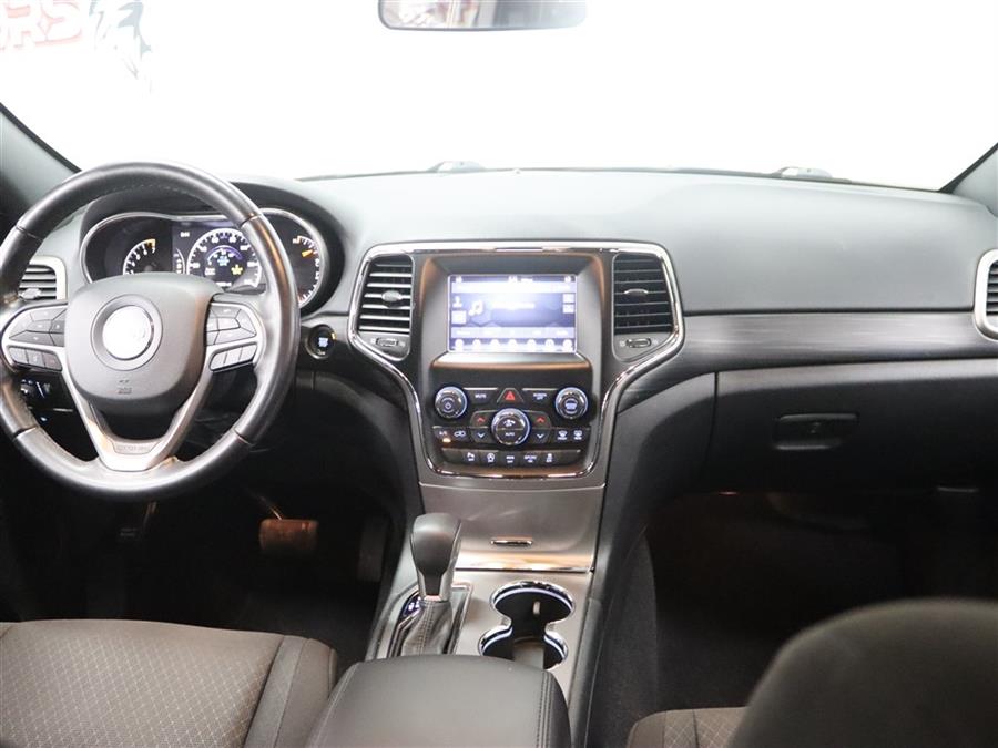 2020 Jeep Grand Cherokee LAREDO, available for sale in Paterson, New Jersey | Fast Track Motors. Paterson, New Jersey 2020 Jeep Grand Cherokee LAREDO, available for sale in Paterson, New Jersey | Fast Track Motors. Paterson, New Jersey