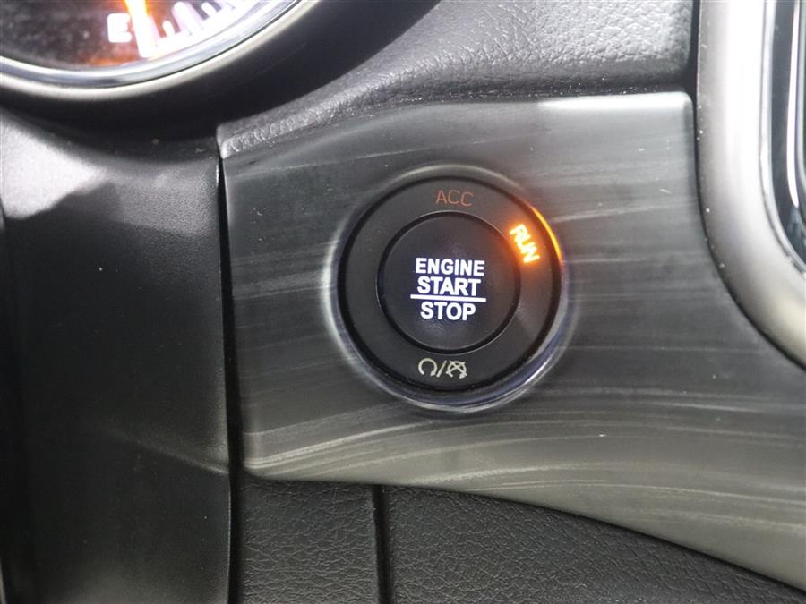 2020 Jeep Grand Cherokee LAREDO, available for sale in Paterson, New Jersey | Fast Track Motors. Paterson, New Jersey 2020 Jeep Grand Cherokee LAREDO, available for sale in Paterson, New Jersey | Fast Track Motors. Paterson, New Jersey