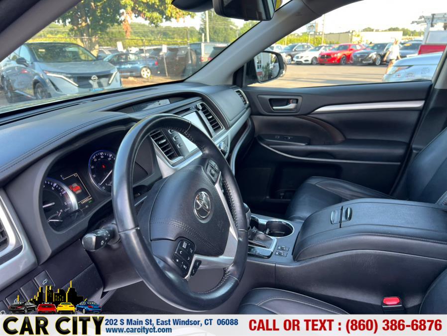 2018 Toyota Highlander XLE V6 AWD (Natl), available for sale in East Windsor, Connecticut | Car City LLC. East Windsor, Connecticut 2018 Toyota Highlander XLE V6 AWD (Natl), available for sale in East Windsor, Connecticut | Car City LLC. East Windsor, Connecticut