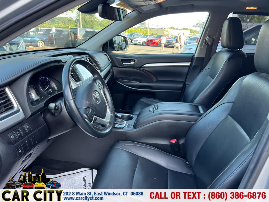 2018 Toyota Highlander XLE V6 AWD (Natl), available for sale in East Windsor, Connecticut | Car City LLC. East Windsor, Connecticut 2018 Toyota Highlander XLE V6 AWD (Natl), available for sale in East Windsor, Connecticut | Car City LLC. East Windsor, Connecticut