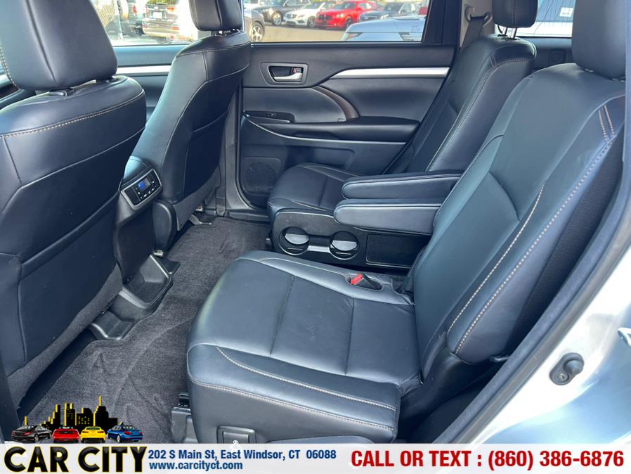 2018 Toyota Highlander XLE V6 AWD (Natl), available for sale in East Windsor, Connecticut | Car City LLC. East Windsor, Connecticut 2018 Toyota Highlander XLE V6 AWD (Natl), available for sale in East Windsor, Connecticut | Car City LLC. East Windsor, Connecticut