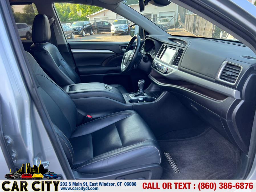 2018 Toyota Highlander XLE V6 AWD (Natl), available for sale in East Windsor, Connecticut | Car City LLC. East Windsor, Connecticut 2018 Toyota Highlander XLE V6 AWD (Natl), available for sale in East Windsor, Connecticut | Car City LLC. East Windsor, Connecticut