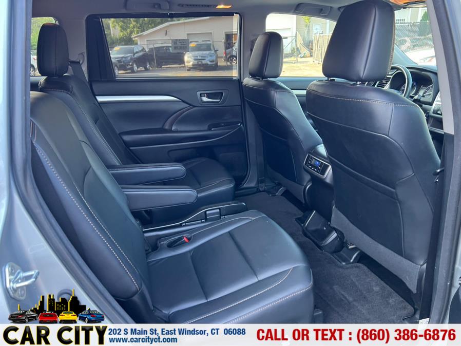 2018 Toyota Highlander XLE V6 AWD (Natl), available for sale in East Windsor, Connecticut | Car City LLC. East Windsor, Connecticut 2018 Toyota Highlander XLE V6 AWD (Natl), available for sale in East Windsor, Connecticut | Car City LLC. East Windsor, Connecticut
