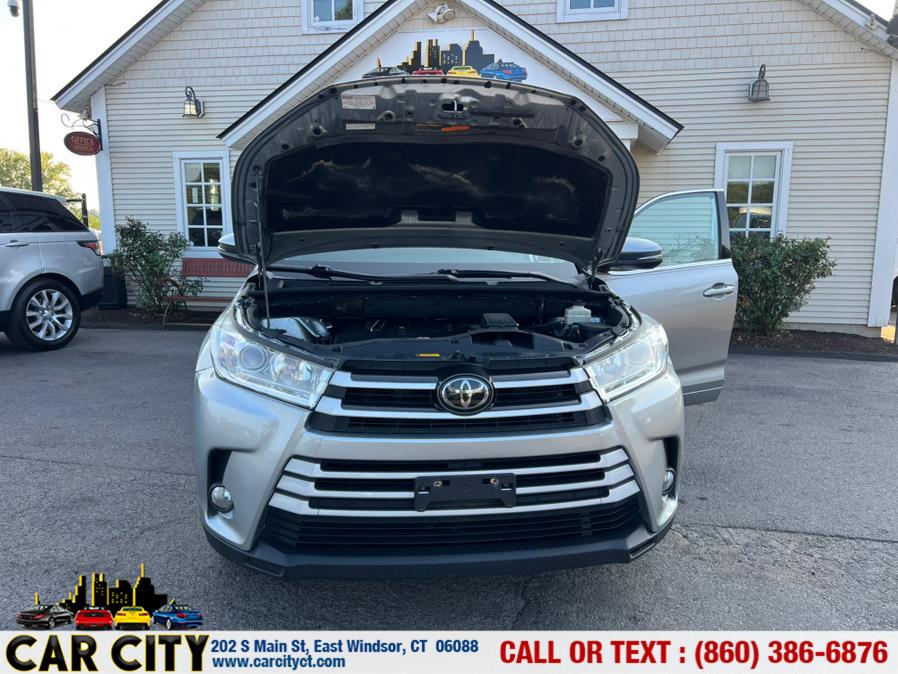 2018 Toyota Highlander XLE V6 AWD (Natl), available for sale in East Windsor, Connecticut | Car City LLC. East Windsor, Connecticut 2018 Toyota Highlander XLE V6 AWD (Natl), available for sale in East Windsor, Connecticut | Car City LLC. East Windsor, Connecticut