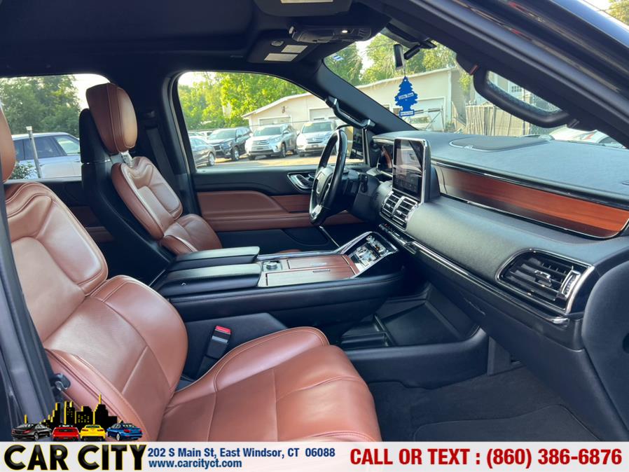2018 Lincoln Navigator 4x4 Reserve, available for sale in East Windsor, Connecticut | Car City LLC. East Windsor, Connecticut 2018 Lincoln Navigator 4x4 Reserve, available for sale in East Windsor, Connecticut | Car City LLC. East Windsor, Connecticut