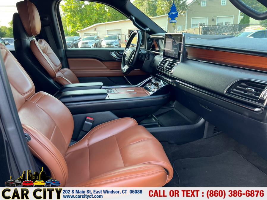 2018 Lincoln Navigator 4x4 Reserve, available for sale in East Windsor, Connecticut | Car City LLC. East Windsor, Connecticut 2018 Lincoln Navigator 4x4 Reserve, available for sale in East Windsor, Connecticut | Car City LLC. East Windsor, Connecticut