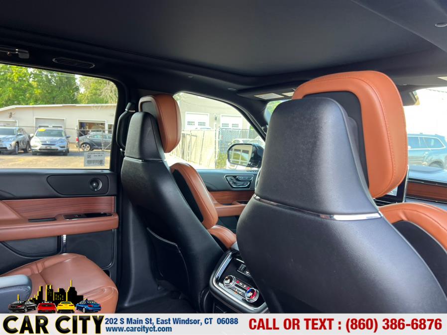 2018 Lincoln Navigator 4x4 Reserve, available for sale in East Windsor, Connecticut | Car City LLC. East Windsor, Connecticut 2018 Lincoln Navigator 4x4 Reserve, available for sale in East Windsor, Connecticut | Car City LLC. East Windsor, Connecticut