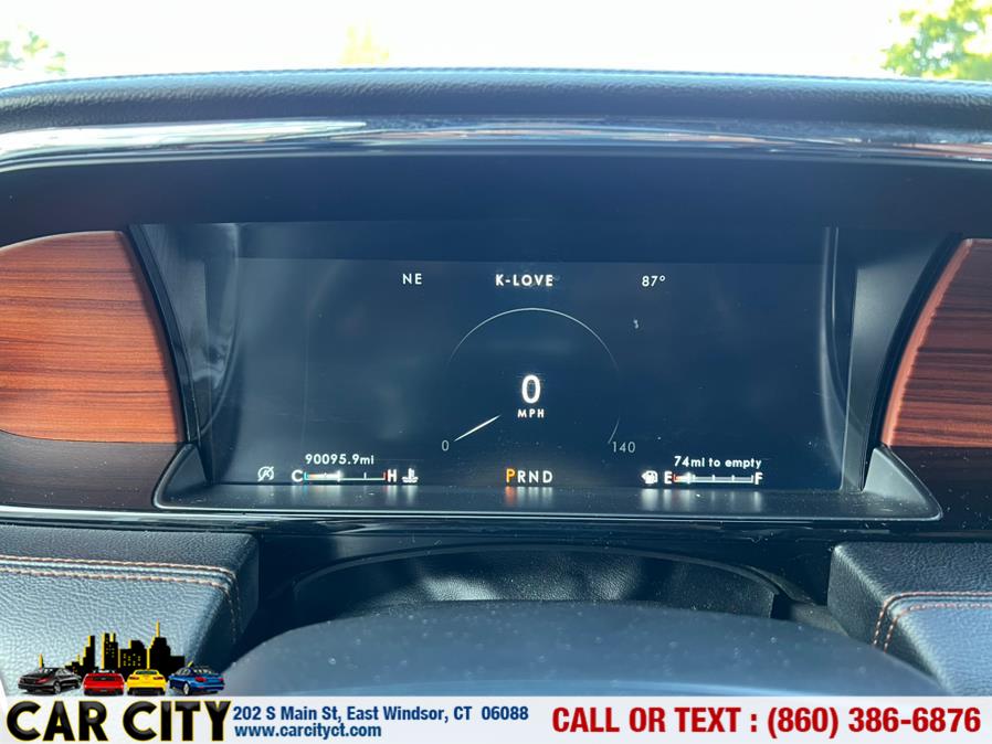 2018 Lincoln Navigator 4x4 Reserve, available for sale in East Windsor, Connecticut | Car City LLC. East Windsor, Connecticut 2018 Lincoln Navigator 4x4 Reserve, available for sale in East Windsor, Connecticut | Car City LLC. East Windsor, Connecticut