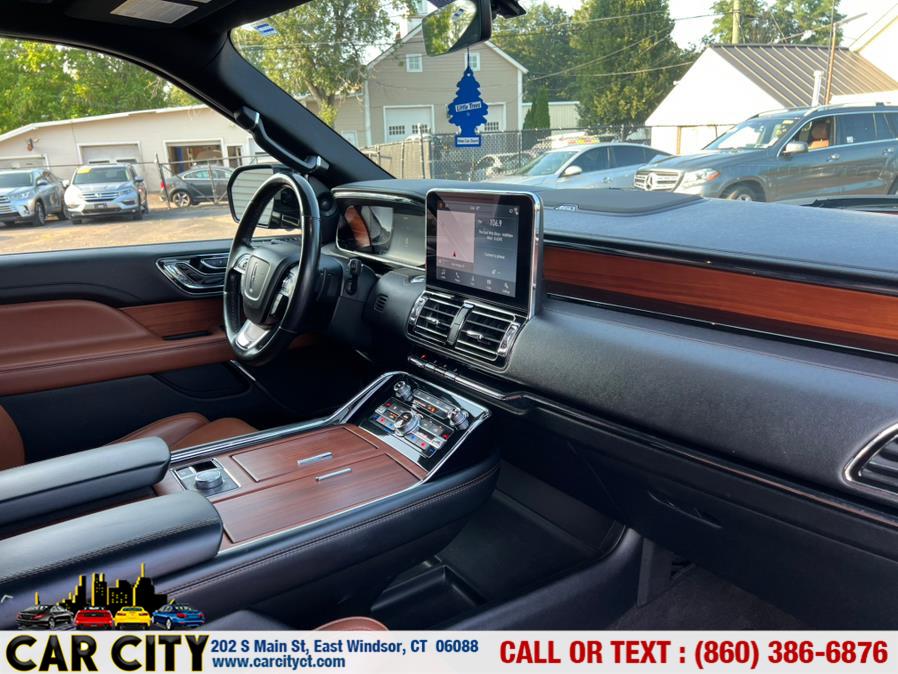 2018 Lincoln Navigator 4x4 Reserve, available for sale in East Windsor, Connecticut | Car City LLC. East Windsor, Connecticut 2018 Lincoln Navigator 4x4 Reserve, available for sale in East Windsor, Connecticut | Car City LLC. East Windsor, Connecticut