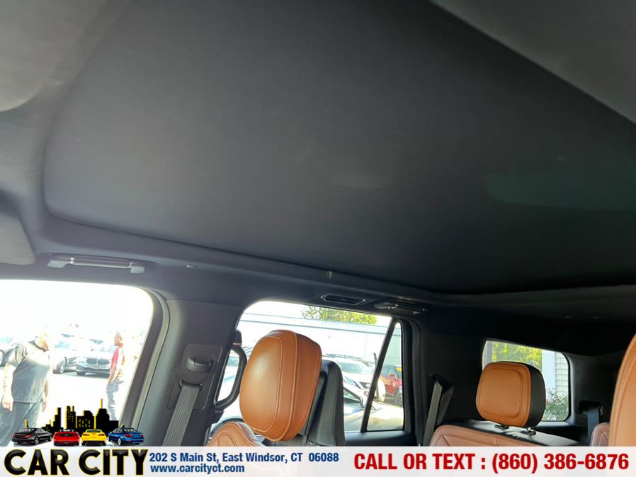 2018 Lincoln Navigator 4x4 Reserve, available for sale in East Windsor, Connecticut | Car City LLC. East Windsor, Connecticut 2018 Lincoln Navigator 4x4 Reserve, available for sale in East Windsor, Connecticut | Car City LLC. East Windsor, Connecticut
