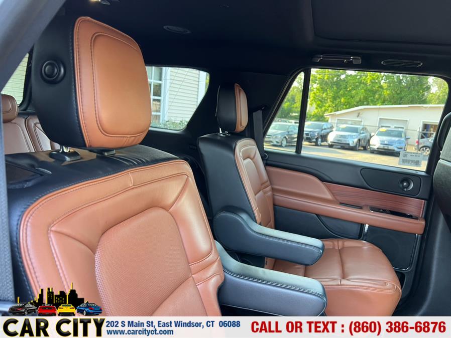 2018 Lincoln Navigator 4x4 Reserve, available for sale in East Windsor, Connecticut | Car City LLC. East Windsor, Connecticut 2018 Lincoln Navigator 4x4 Reserve, available for sale in East Windsor, Connecticut | Car City LLC. East Windsor, Connecticut