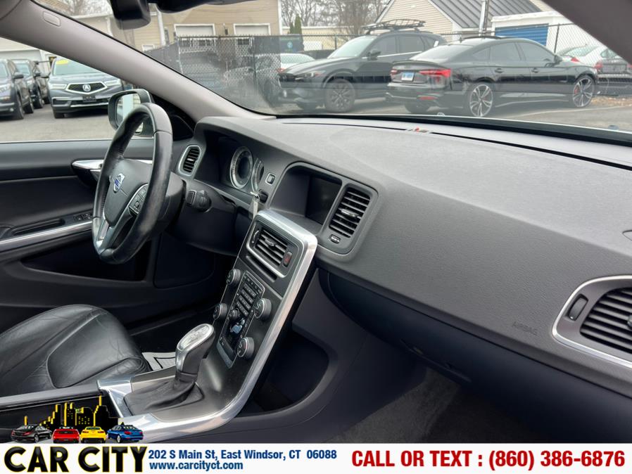 2013 Volvo S60 4dr Sdn T5 Premier AWD, available for sale in East Windsor, Connecticut | Car City LLC. East Windsor, Connecticut 2013 Volvo S60 4dr Sdn T5 Premier AWD, available for sale in East Windsor, Connecticut | Car City LLC. East Windsor, Connecticut