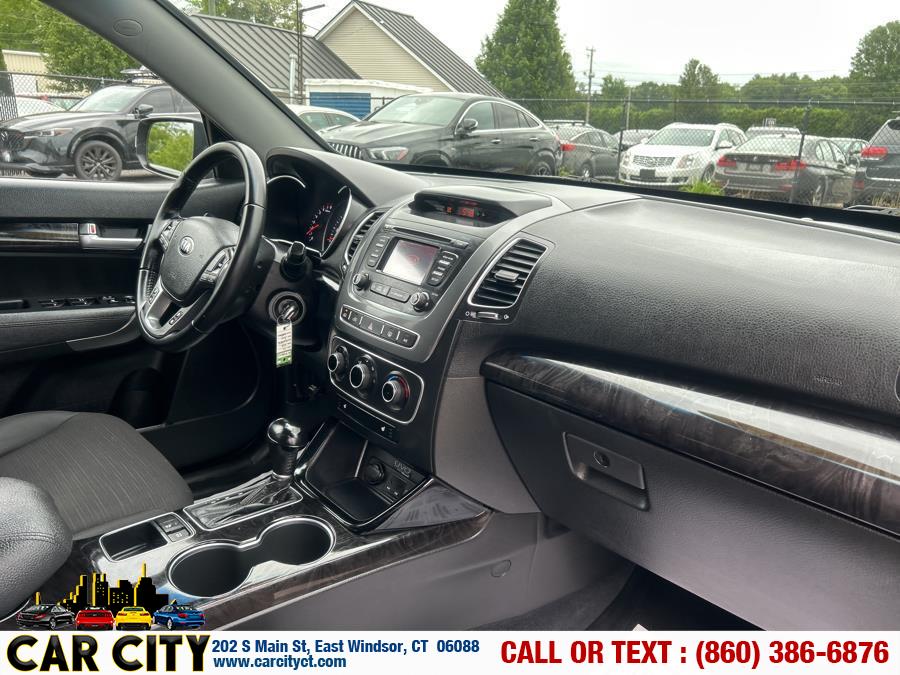 2014 Kia Sorento 2WD 4dr I4 LX, available for sale in East Windsor, Connecticut | Car City LLC. East Windsor, Connecticut 2014 Kia Sorento 2WD 4dr I4 LX, available for sale in East Windsor, Connecticut | Car City LLC. East Windsor, Connecticut
