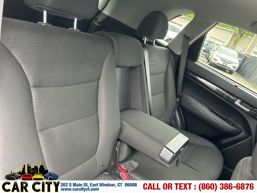 2014 Kia Sorento 2WD 4dr I4 LX, available for sale in East Windsor, Connecticut | Car City LLC. East Windsor, Connecticut 2014 Kia Sorento 2WD 4dr I4 LX, available for sale in East Windsor, Connecticut | Car City LLC. East Windsor, Connecticut