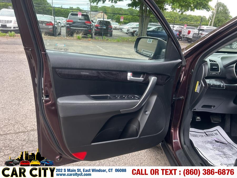 2014 Kia Sorento 2WD 4dr I4 LX, available for sale in East Windsor, Connecticut | Car City LLC. East Windsor, Connecticut 2014 Kia Sorento 2WD 4dr I4 LX, available for sale in East Windsor, Connecticut | Car City LLC. East Windsor, Connecticut
