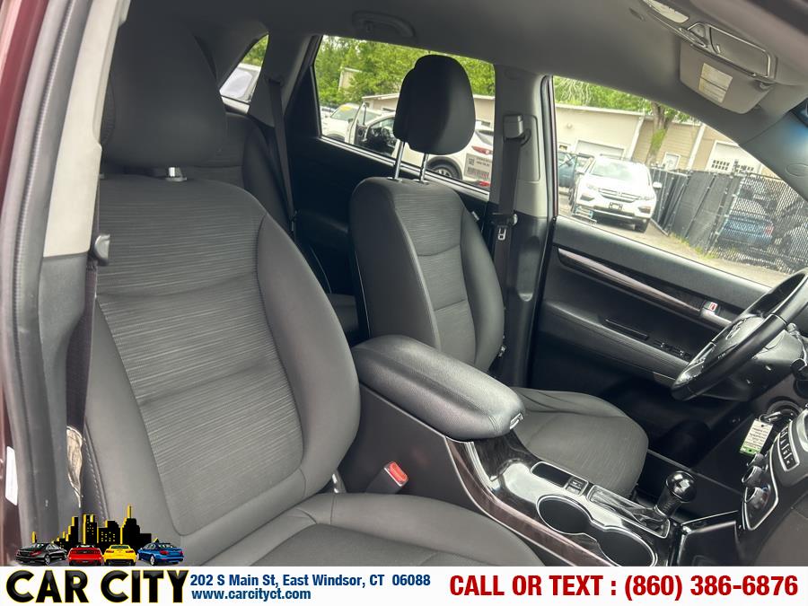 2014 Kia Sorento 2WD 4dr I4 LX, available for sale in East Windsor, Connecticut | Car City LLC. East Windsor, Connecticut 2014 Kia Sorento 2WD 4dr I4 LX, available for sale in East Windsor, Connecticut | Car City LLC. East Windsor, Connecticut