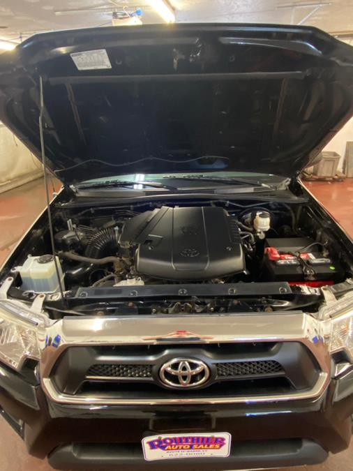 2015 Toyota Tacoma 4WD Double Cab LB V6 AT (Natl), available for sale in Barre, Vermont | Routhier Auto Center. Barre, Vermont 2015 Toyota Tacoma 4WD Double Cab LB V6 AT (Natl), available for sale in Barre, Vermont | Routhier Auto Center. Barre, Vermont