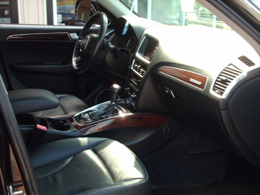 2012 Audi Q5 quattro 4dr 3.2L Premium Plus, available for sale in Warwick, Rhode Island | Premier Automotive Sales. Warwick, Rhode Island 2012 Audi Q5 quattro 4dr 3.2L Premium Plus, available for sale in Warwick, Rhode Island | Premier Automotive Sales. Warwick, Rhode Island