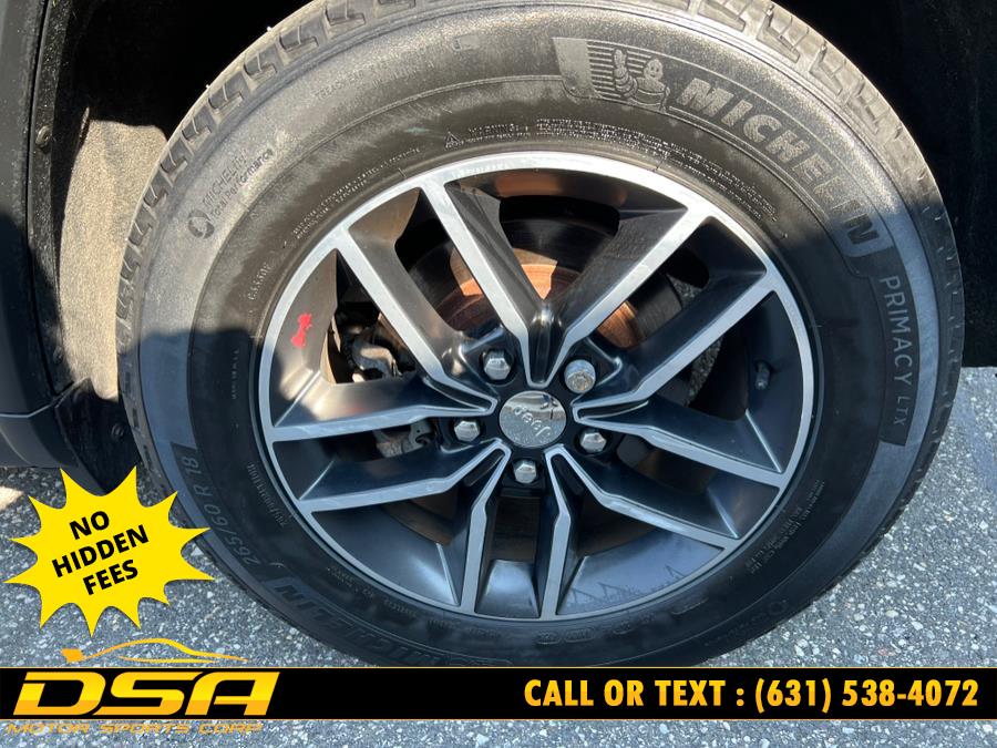 2017 Jeep Grand Cherokee Trailhawk 4x4, available for sale in Commack, New York | DSA Motor Sports Corp. Commack, New York 2017 Jeep Grand Cherokee Trailhawk 4x4, available for sale in Commack, New York | DSA Motor Sports Corp. Commack, New York