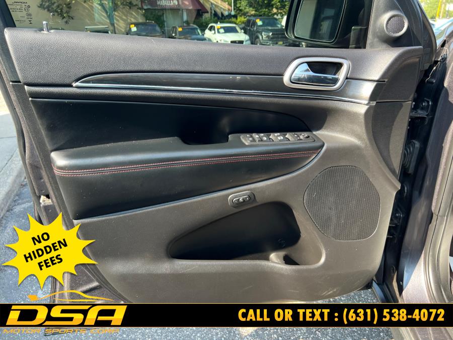 2017 Jeep Grand Cherokee Trailhawk 4x4, available for sale in Commack, New York | DSA Motor Sports Corp. Commack, New York 2017 Jeep Grand Cherokee Trailhawk 4x4, available for sale in Commack, New York | DSA Motor Sports Corp. Commack, New York