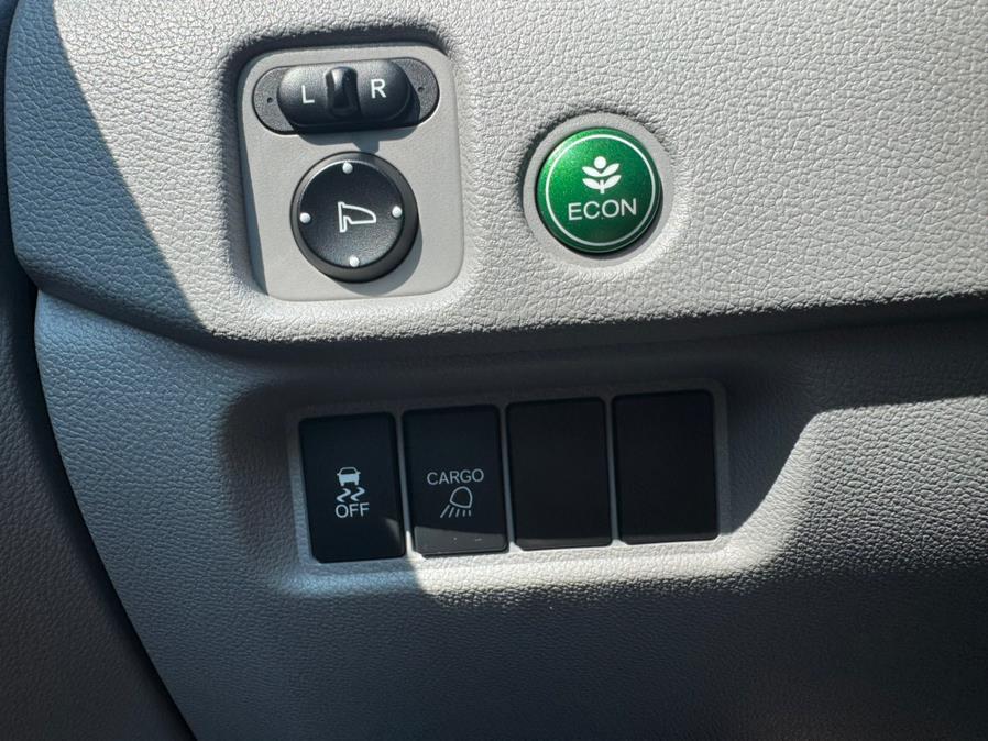 2017 Honda Ridgeline RTL-T 4x4 Crew Cab 5.3'' Bed, available for sale in New Britain, Connecticut | Supreme Automotive. New Britain, Connecticut 2017 Honda Ridgeline RTL-T 4x4 Crew Cab 5.3'' Bed, available for sale in New Britain, Connecticut | Supreme Automotive. New Britain, Connecticut
