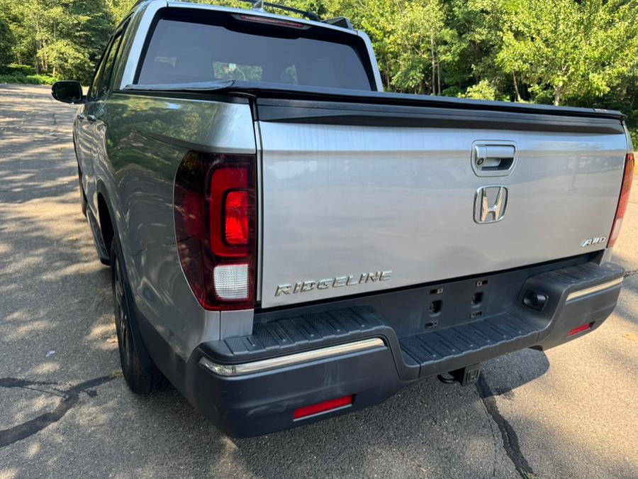 2017 Honda Ridgeline RTL-T 4x4 Crew Cab 5.3'' Bed, available for sale in New Britain, Connecticut | Supreme Automotive. New Britain, Connecticut 2017 Honda Ridgeline RTL-T 4x4 Crew Cab 5.3'' Bed, available for sale in New Britain, Connecticut | Supreme Automotive. New Britain, Connecticut