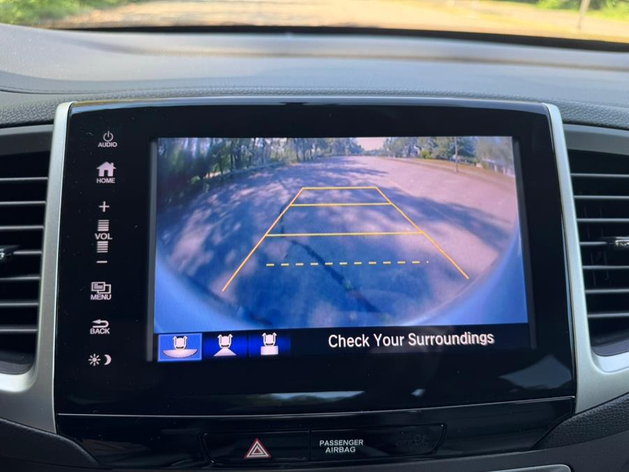 2017 Honda Ridgeline RTL-T 4x4 Crew Cab 5.3'' Bed, available for sale in New Britain, Connecticut | Supreme Automotive. New Britain, Connecticut 2017 Honda Ridgeline RTL-T 4x4 Crew Cab 5.3'' Bed, available for sale in New Britain, Connecticut | Supreme Automotive. New Britain, Connecticut