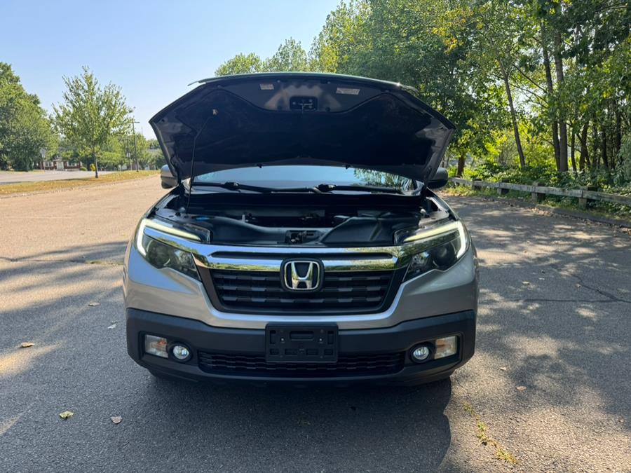 2017 Honda Ridgeline RTL-T 4x4 Crew Cab 5.3'' Bed, available for sale in New Britain, Connecticut | Supreme Automotive. New Britain, Connecticut 2017 Honda Ridgeline RTL-T 4x4 Crew Cab 5.3'' Bed, available for sale in New Britain, Connecticut | Supreme Automotive. New Britain, Connecticut