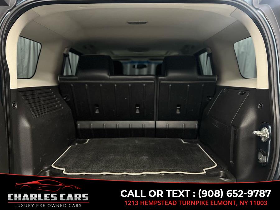 2006 Hummer H3 Luxury, available for sale in Elmont, New York | Charles Cars. Elmont, New York 2006 Hummer H3 Luxury, available for sale in Elmont, New York | Charles Cars. Elmont, New York