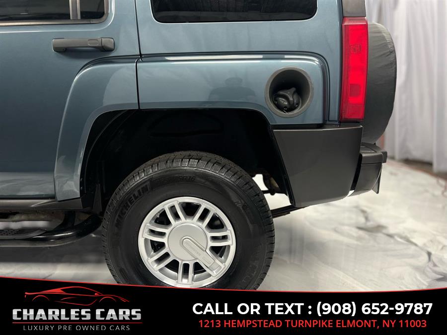 2006 Hummer H3 Luxury, available for sale in Elmont, New York | Charles Cars. Elmont, New York 2006 Hummer H3 Luxury, available for sale in Elmont, New York | Charles Cars. Elmont, New York