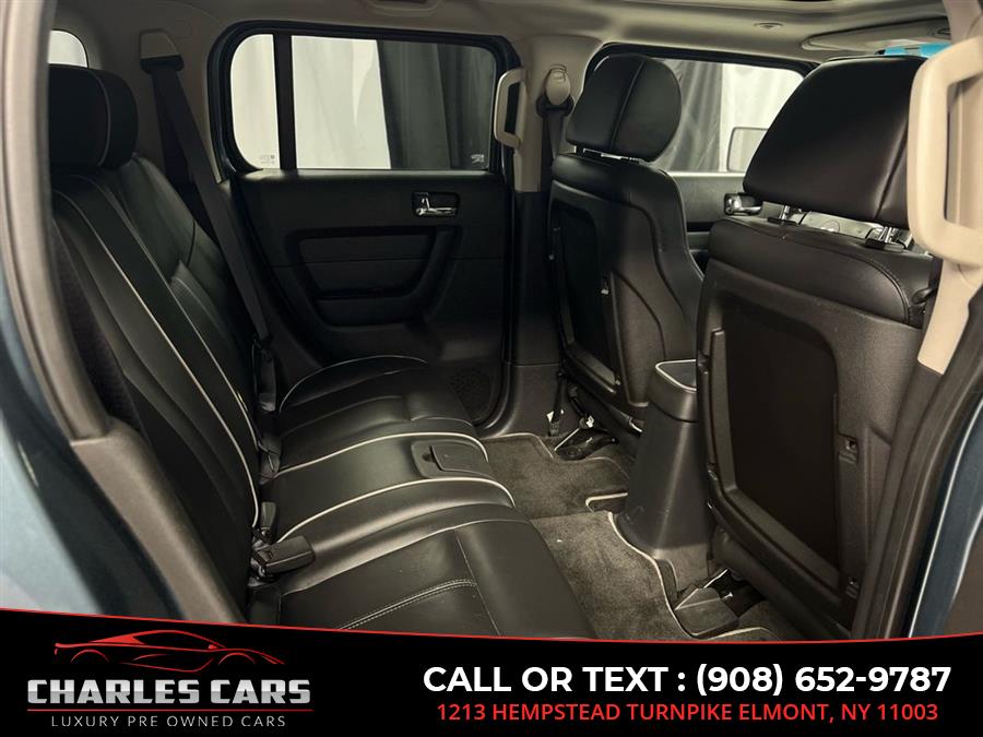 2006 Hummer H3 Luxury, available for sale in Elmont, New York | Charles Cars. Elmont, New York 2006 Hummer H3 Luxury, available for sale in Elmont, New York | Charles Cars. Elmont, New York
