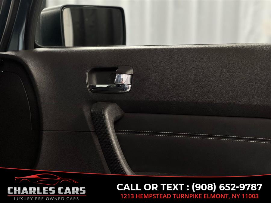2006 Hummer H3 Luxury, available for sale in Elmont, New York | Charles Cars. Elmont, New York 2006 Hummer H3 Luxury, available for sale in Elmont, New York | Charles Cars. Elmont, New York