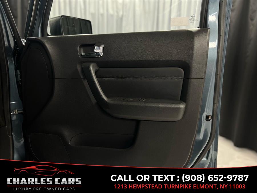 2006 Hummer H3 Luxury, available for sale in Elmont, New York | Charles Cars. Elmont, New York 2006 Hummer H3 Luxury, available for sale in Elmont, New York | Charles Cars. Elmont, New York