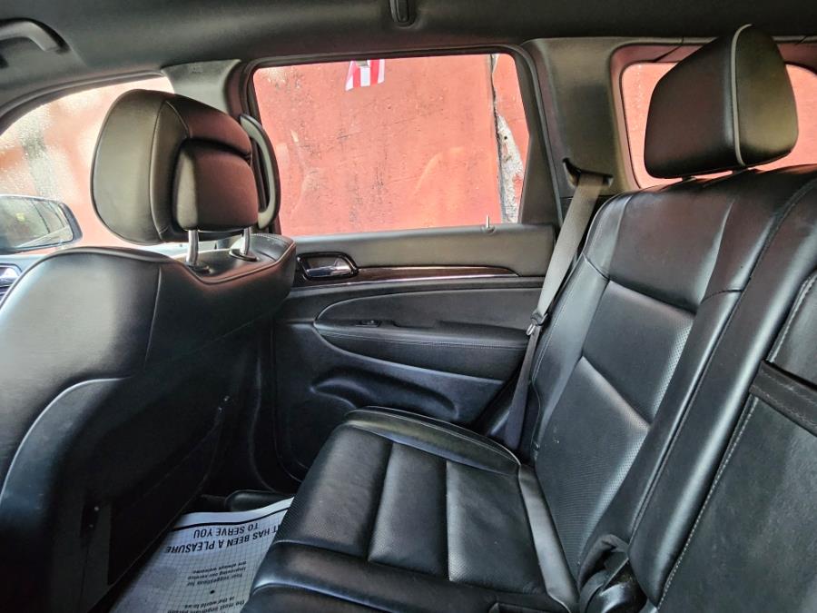 2021 Jeep Grand Cherokee Overland 4x4, available for sale in Paterson, New Jersey | Champion of Paterson. Paterson, New Jersey 2021 Jeep Grand Cherokee Overland 4x4, available for sale in Paterson, New Jersey | Champion of Paterson. Paterson, New Jersey