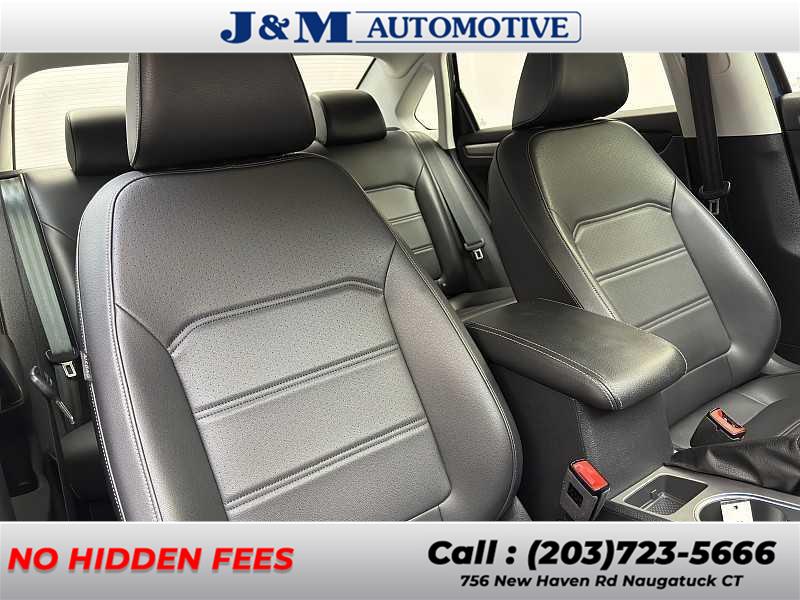 2020 Volkswagen Passat 2.0T SE, available for sale in Naugatuck, Connecticut | J&M Automotive Sls&Svc LLC. Naugatuck, Connecticut 2020 Volkswagen Passat 2.0T SE, available for sale in Naugatuck, Connecticut | J&M Automotive Sls&Svc LLC. Naugatuck, Connecticut